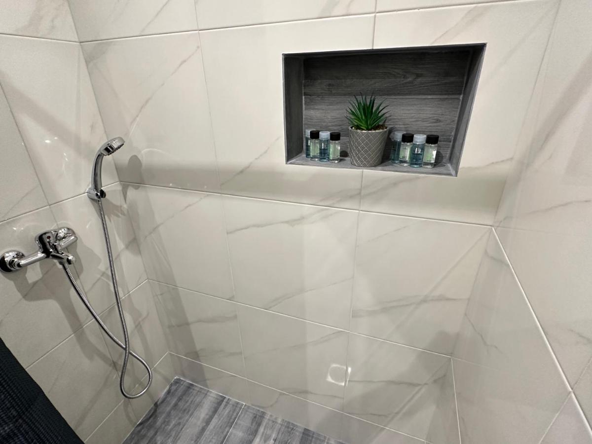 Brinia Cosy Apartment Pórosz Kültér fotó